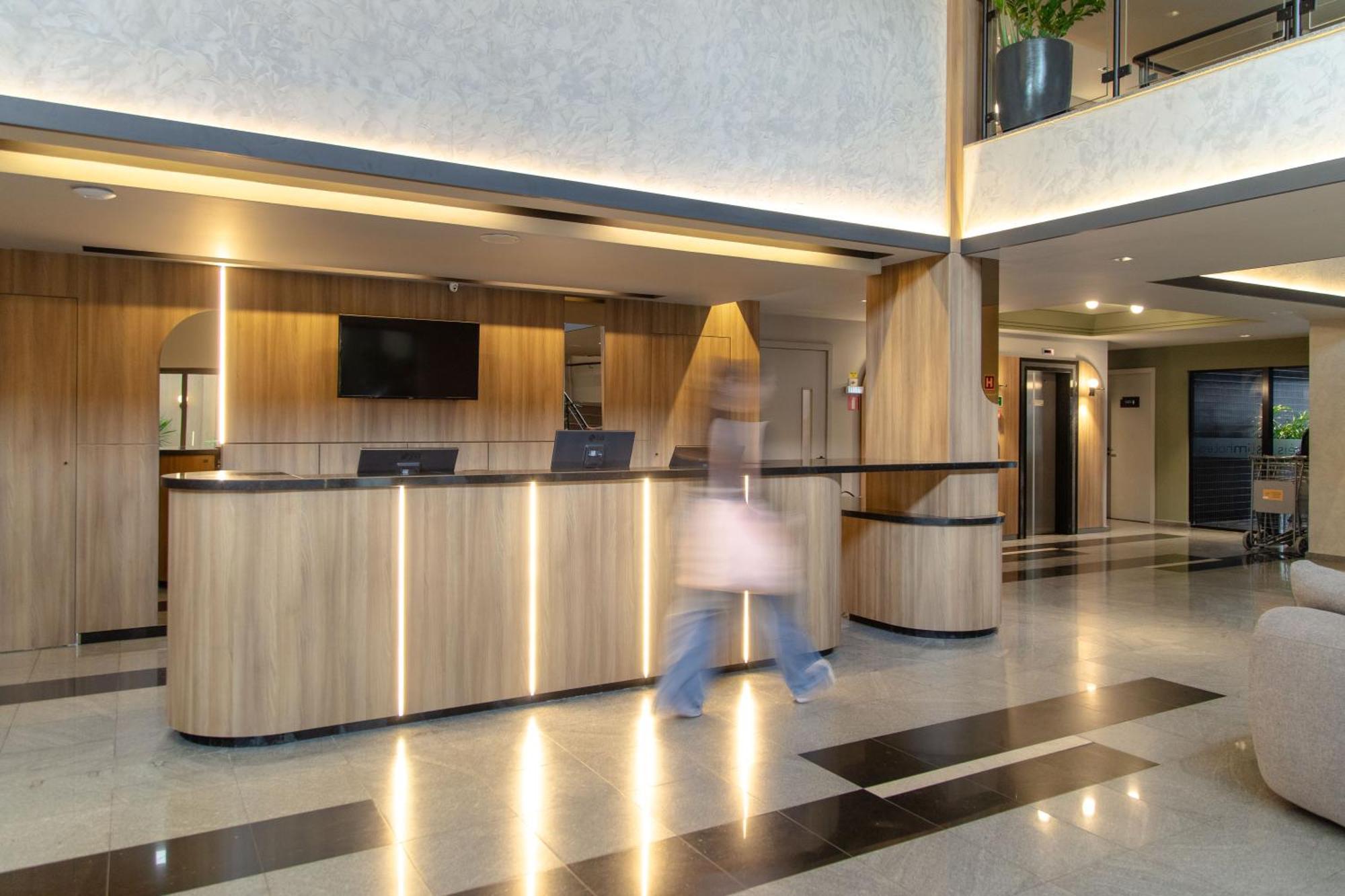 Slim Curitiba Alto Da XV Hotel Exterior photo